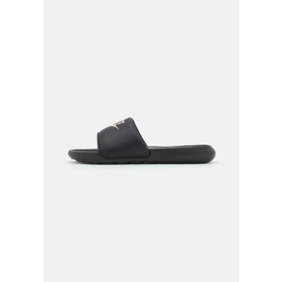 Abbildung von Nike Sportswear Victori ONE Slide Pantolette flach, Herren, Größe: 40, Black/metallic gold Hochwertiges lederimitat