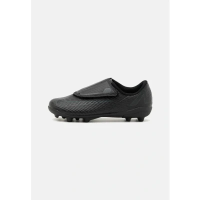 Abbildung von Nike Performance JR Vapor CLUB MG Unisex Fußballschuh Nocken für Kinder, Größe: 29.5, Black/deep jungle black Schuhe