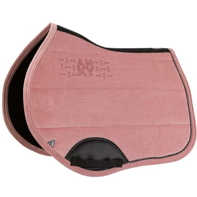 Abbildung von ANKY Schabracke AW25 Velvet Vielseitigkeit Bridal Rose Warmblut Agradi.deVerkauft von Agradi