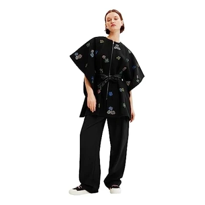 Abbildung von Desigual Embroidered Belted Cape, Damen, Größe: One Size, Black
