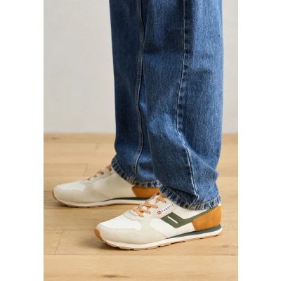 Abbildung von bugatti Sacramento Sneaker low, Herren, Größe: 44, Off white Schuhe