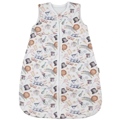 Abbildung von TupTam Baby Ganzjahresschlafsack 2.5 TOG, OEKO TEX zertifiziert, wattiert, Unisex, atmungsaktiv, Farbe: Jahrmarkt Tiere Löwe Hase Pastellezeichnung, Größe: 104 110