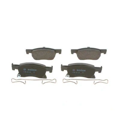 Abbildung von BOSCH 0 986 424 332 Bremsbelagsatz Low Metallic mit integriertem Verschleißsensor OPEL: Astra K Sports Tourer, Hatchback