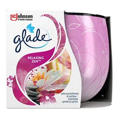 Abbildung von Glade Duftkerze mit Dekorfolie, Duft Relaxing Zen, ätherischen Ölen angereichert, 6er Pack (6 x 120 g)