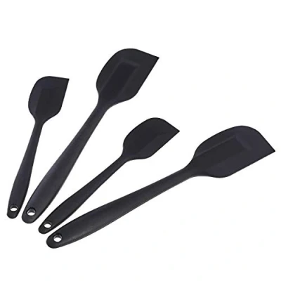 Abbildung von Amazon Basics Silikon Spatel Set, nicht haftend, hitzebeständig, rechteckig, spülmaschinenfest, flexibel, BPA frei, 4 Stück: 2 kleine und große Spatel, schwarz (zuvor AmazonCommercial Marke)