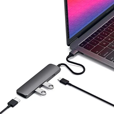 Abbildung von SATECHI Slim Type C Multi Port Adapter mit USB Pass Through, 4K HDMI, 3.0 Für M2/ M1 MacBook Pro/Air, iPad M2 Mac Mini, iMac (Space Grau)