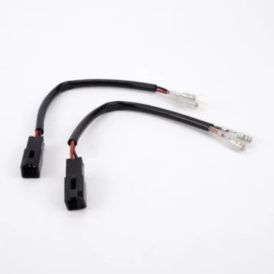 Abbildung von Aharon Motorrad 12V Verlaengerungskabel Adapter für LED Blinker Kompatibel mit Motorrädern von Ducati Adapterkabel Kabeladapterstecker Wasserdicht, Μotorradzubehör