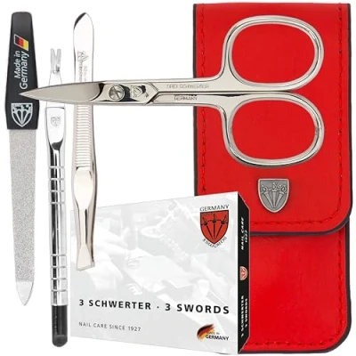 Abbildung von DREI SCHWERTER 4 tlg. Nagelpflegeset &#039;Modena&#039; Maniküre und Pediküre Set IN Echtleder Etui MADE GERMANY. Farbe: Rot Inhalt: Nagelschere, Pinzette, Saphirnagelfeile Nagelhautentferner