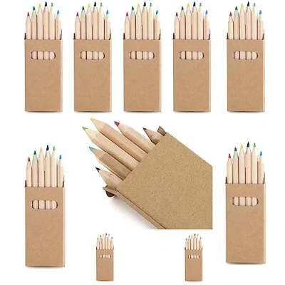Abbildung von 120 Buntstifte nach EN71 3 und 1 zertifiziert in 20 Sets mit je 6 Buntstiften als Party Mitgebsel auch für Restaurants oder Hotels im nachhaltigen Papp Etui von notrash2003®