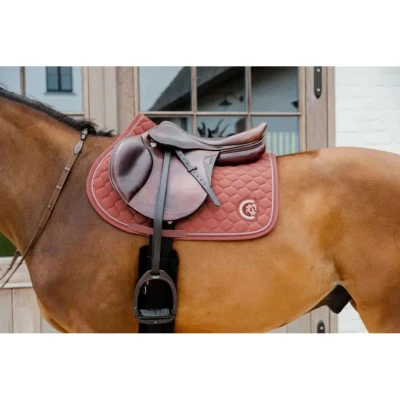 Abbildung von Kentucky Horsewear Schabracke Onion Quilt 3D Logo Springen Fuchsia