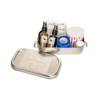 Abbildung von Erste Hilfe Set für Hunde Verbandskasten mit FIRST AID Balsam und Silberspray, Verbandsmaterial, Wundkompresse Heftpflaster Rolle, BOX von LILA LOVES IT