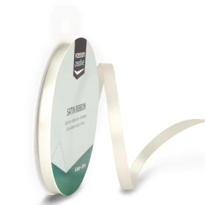 Abbildung von Vaessen Creative Satinband 6mmx10m Weiß Antik, Schleifenband, Dekoband, Bänder zum Basteln, Stoffbänder für Hochzeit, Taufe Und Geburtstagsgeschenke
