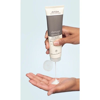 Abbildung von Aveda Damage Remedy Daily Hair Repair Leave in conditioner 100 ml
