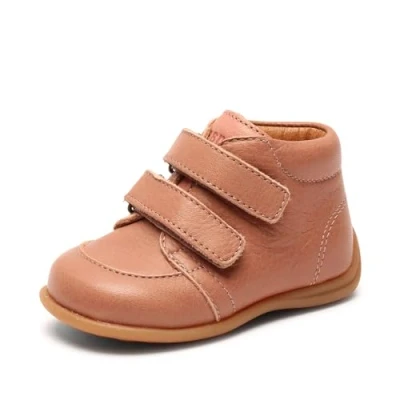 Abbildung von Bisgaard Jungen Unisex Kinder Luca First Walker Shoe, Nude, 24 EU