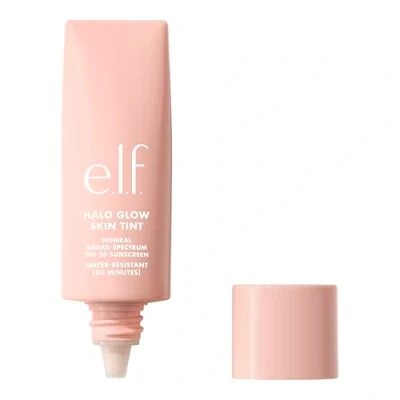 Abbildung von e.l.f. Halo Glow Skin Tint SPF 50, getönte Feuchtigkeitspflege mit leichter, aufbaubarer Deckkraft für einen natürlichen Glow, vegan und tierversuchsfrei, 1 Fair Neutral