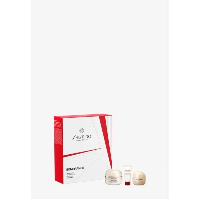 Abbildung von Shiseido Benefiance EYE CARE SET Gesichtspflegeset, Größe: One Size,