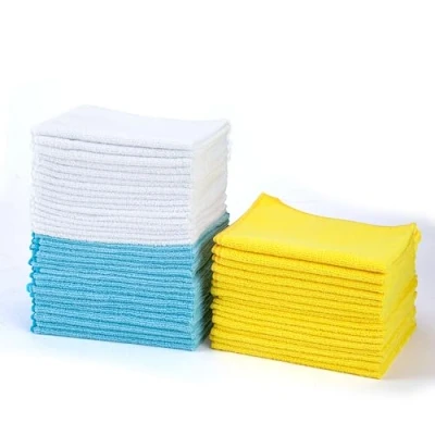 Abbildung von Amazon Basics Mikrofaser Reinigungstuch, 30.5 x 40.6 cm, 48 Stück, Mehrfarbig