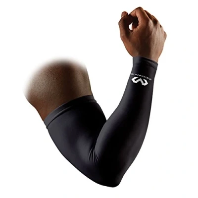 Abbildung von McDavid Erwachsene Kompressions Armstulpe, Schwarz, S/M, 6566R