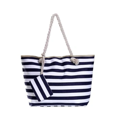 Abbildung von DonDon Badetasche XXL Familie Strandtasche Damen mit Reißverschluss Beach Bag groß gestreift dunkelblau weiß