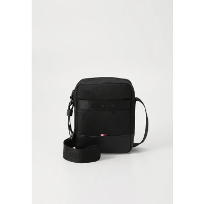 Abbildung von Tommy Hilfiger Travel MINI Reporter Umhängetasche, Herren, Größe: One Size, Black