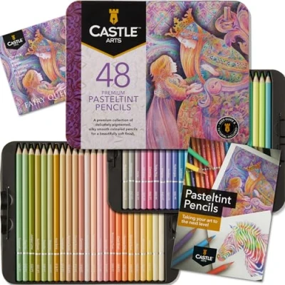 Abbildung von Castle Art Supplies Pastellstifte Set 48 Farben in sanften, satten Tönen Für professionelle und erfahrene Künstler Geschützt geordnet einer Präsentationsbox aus Blech