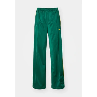 Abbildung von adidas Originals Firebird Jogginghose, Damen, Größe: 50/52 (XXL) short, Collegiate green/crew yellow
