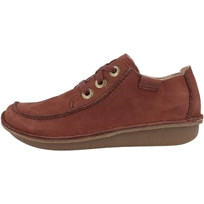 Abbildung von Clarks Damen Funny Dream Mary Jane Schuh, Newness, 39 EU