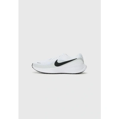 Abbildung von Nike Performance Revolution 8 Laufschuh Straße white/blackpure platinum, Herren, Größe: 40, White/black/pure platinum Schuhe