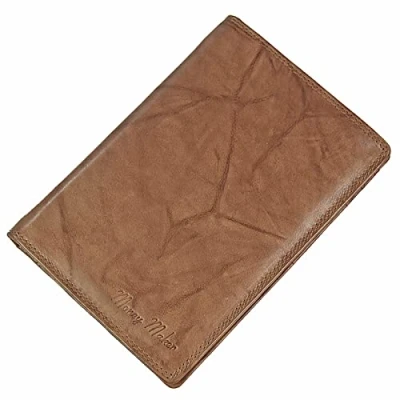 Abbildung von GoBago Leder Brieftasche RFID Reise Etui Reisepass Ausweismappe Impfpass Kartenetui (Braun)