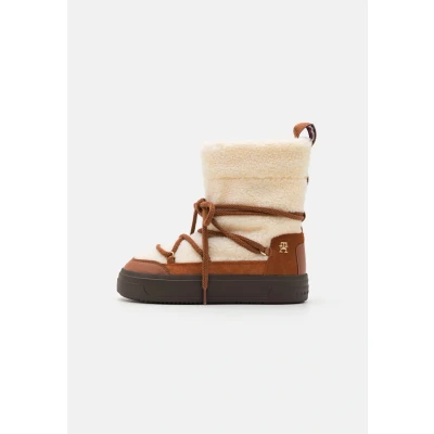 Abbildung von Tommy Hilfiger Laceup Plateaustiefelette, Damen, Größe: 41, Cognac brown Schuhe