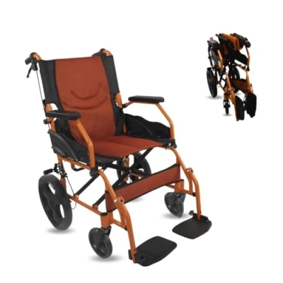 Abbildung von Mobiclinic®, Rollstuhl, Klappbar, Leichtgewicht, Sitz 46 cm, Zwei Bremssysteme, Klappbare Rückenlehne, Aluminium, Fußstützen, Modell Pirámide, Kleine Räder, Feste Armlehnen