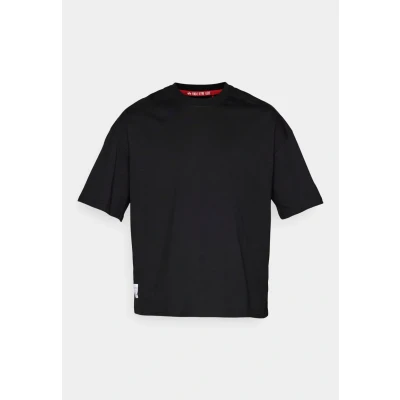 Abbildung von Alpha Industries LOGO Tshirt basic, Herren, Größe: Small, Black