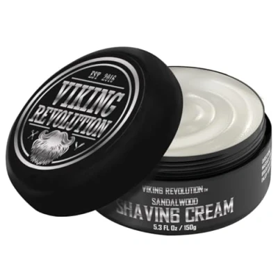 Abbildung von Viking Revolution Luxus Rasiercreme Männer Sandelholzduft Weiche, Glatte &amp; Seidige Shaving Cream Men Reichhaltiger Schaum für die Sanfteste Rasur 150 g