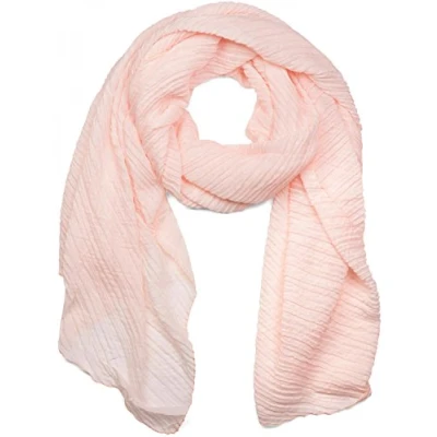 Abbildung von styleBREAKER Damen Schal Einfarbig mit fein gekreppter Oberfläche, leichtes Tuch, Plissee, Plissee Falten 01016107, Farbe:Dunkelgrün