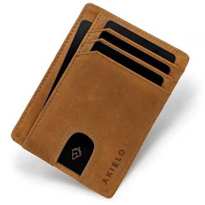 Abbildung von AKIELO Kartenetui mit RFID Schutz und Geschenkbox Minimalistisch Herren Geldbörse Ultradünne Wallet (Bravo Hellbraune Ausgabe)