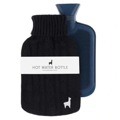 Abbildung von Nordstern Premium Wärmflasche mit weichem Strickbezug Auslaufsichere Wärmeflasche zur Schmerzlinderung, Bettflasche aus Naturkautschuk für Kinder und Erwachsene Dunkelblau