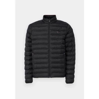 Abbildung von Tommy Hilfiger CORE Packable Recycled Jacket Übergangsjacke, Herren, Größe: 3XL, Black