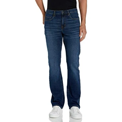 Abbildung von Amazon Essentials Herren Bootcut Jeans mit schmaler Passform, Dunkelblau Vintage, 31W / 30L