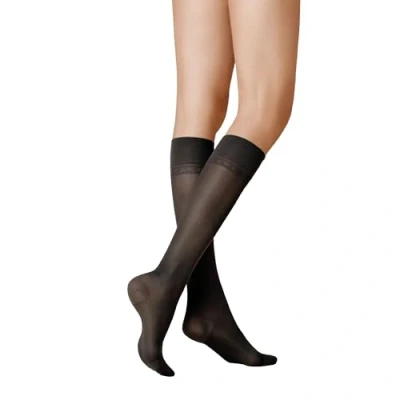 Abbildung von Kunert 40 DEN FLY &amp; CARE Kniestrümpfe, Damen, Größe: 35 38, Black