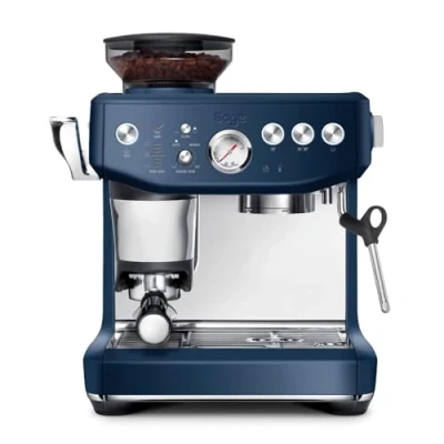 Abbildung von Sage The Barista Express Impress Kaffeevollautomat mit manuellem Milchaufschäumer Zwetschgenblau