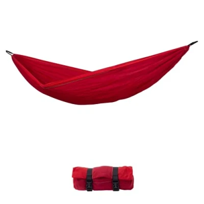 Abbildung von AMAZONAS Ultra Light XL Hängematte Silk Traveller Chili Ultraleicht und komfortabel 385 g 295 x 150 cm Packmaß 25 8cm bis 200 kg
