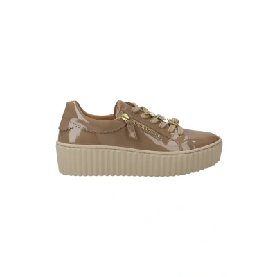 Abbildung von Gabor Damen Low Top Sneaker, Frauen Halbschuhe,Best Fitting,Freizeitschuhe,Laufschuhe,schnürschuhe,schnürer,Desert (Gold),37.5 EU / 4.5 UK