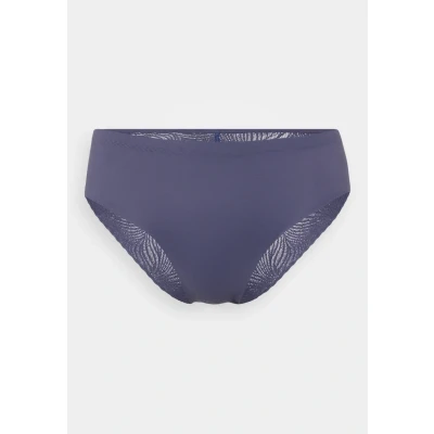 Abbildung von Schiesser Slip »Invisible Soft Lace«, Single Jersey, Lasercut Abschlüsse, Spitzeneinsatz hinten