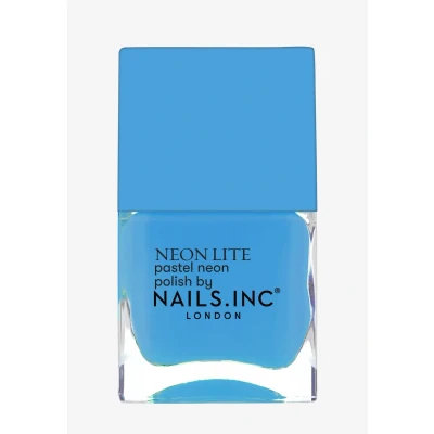 Abbildung von Nails Inc SEABRIGHT STREET Neon Nagellack Pastell Blau Langanhaltende Formel &amp; Glänzendes Finish Tierversuchsfrei Einfach Anzuwenden Perfekte Maniküre, trendige Nail Art