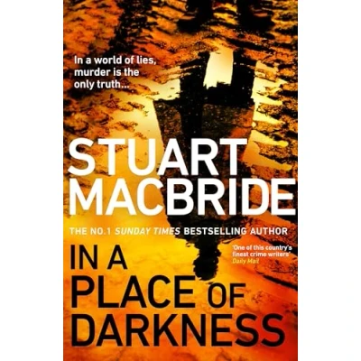 Abbildung von In a Place of Darkness: the gripping new thriller from No. 1 Sunday Times bestselling author Logan McRae series