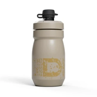 Abbildung von CAMELBAK Podium Dirt Series Chill isolierte Trinkflasche mit Schmutzkappe 450 ML BPA frei, leicht zu drücken, passt in alle Standard Flaschenhalter Steingrau