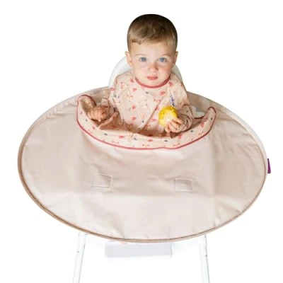 Abbildung von Tidy Tot Lätzchen und Tablett Sett. Hochstuhl Tischplatte Set mit Ganzkörper Langarm Lätzchen. Befestigt Sich an Ihrem Hochstuhl. Auffang für Baby Kind Ärmel. Klettverschluss