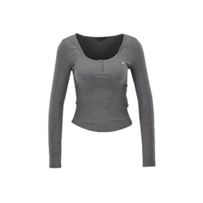 Abbildung von Tommy Jeans Langarmshirt »TJW MELANGE HENLEY LS EXT«, in melierter Optik, mit Logostickerei
