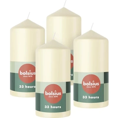 Abbildung von Bolsius Glatte Stumpenkerzen Elfenbein 4 Stück 12 x 6 cm Dekorative Haushaltkerzen Brenndauer 33 Stunden Unparfümierte Enthält Natürliches Pflanzenwachs Ohne Palmöl