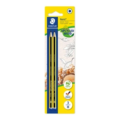 Abbildung von STAEDTLER Bleistift Noris 120, Made from Upcycled Wood, Härtegrad H, Rutschfeste Soft Oberfläche, hohe Buchfestigkeit, Qualität in Germany, Blisterkarte mit 2 Stück, 120 3 BK2D